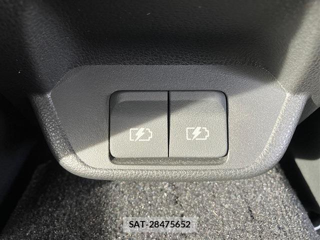 Nissan LEAF 2022-06 8880409-22