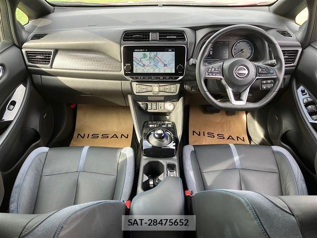 Nissan LEAF 2022-06 8880409-2