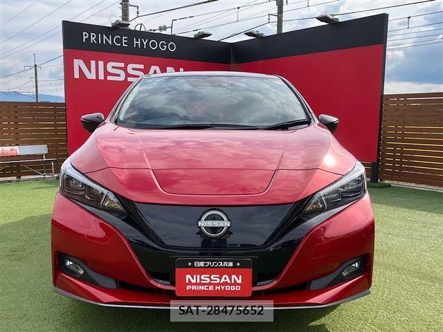 Nissan LEAF 2022-06 8880409-6