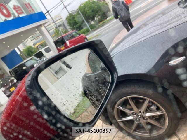 Nissan LEAF 2017-11 8880415-17
