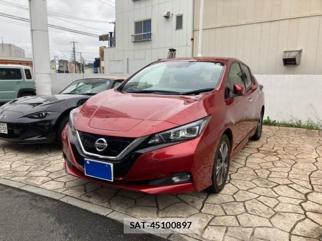 Nissan LEAF 2017-11 8880415-1