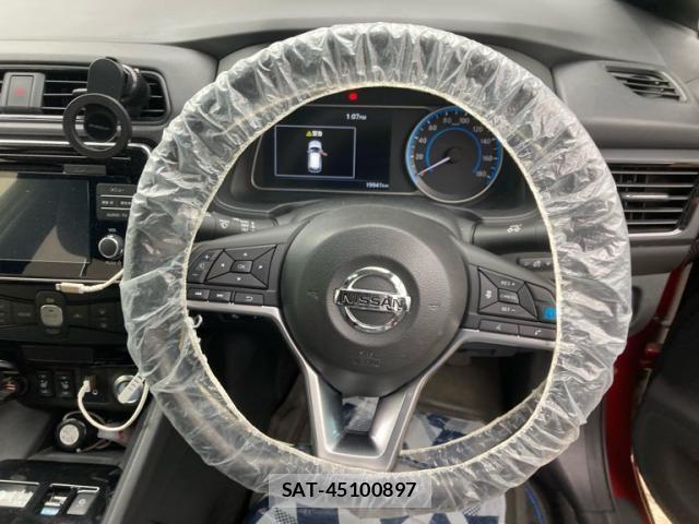 Nissan LEAF 2017-11 8880415-5