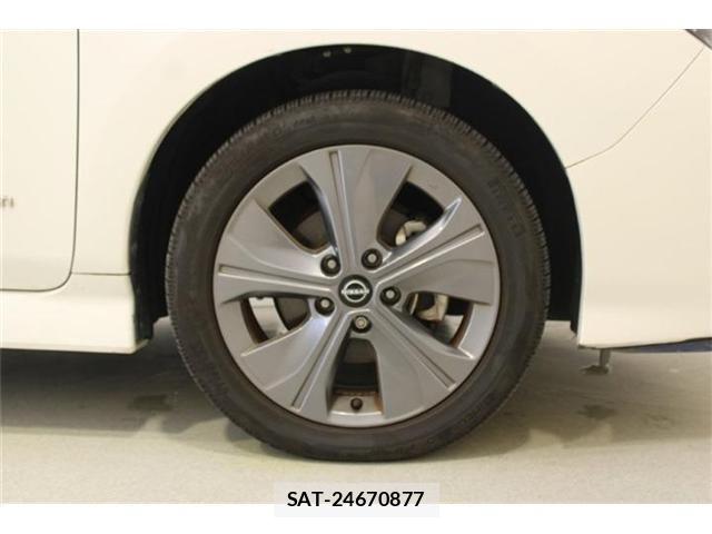 Nissan LEAF 2022-03 8883823-22