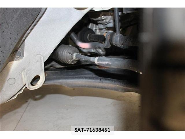 Nissan LEAF 2022-06 8883824-17