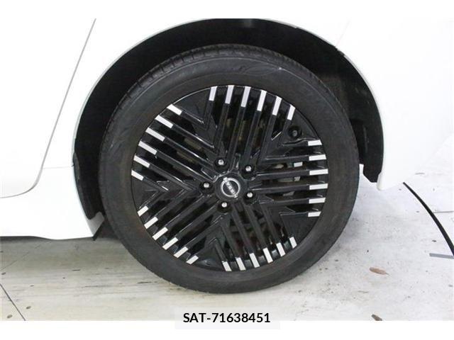 Nissan LEAF 2022-06 8883824-22