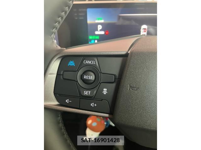 Nissan LEAF 2026-05 8130951-13