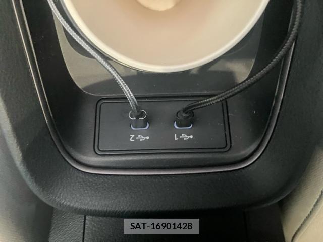 Nissan LEAF 2026-05 8130951-28