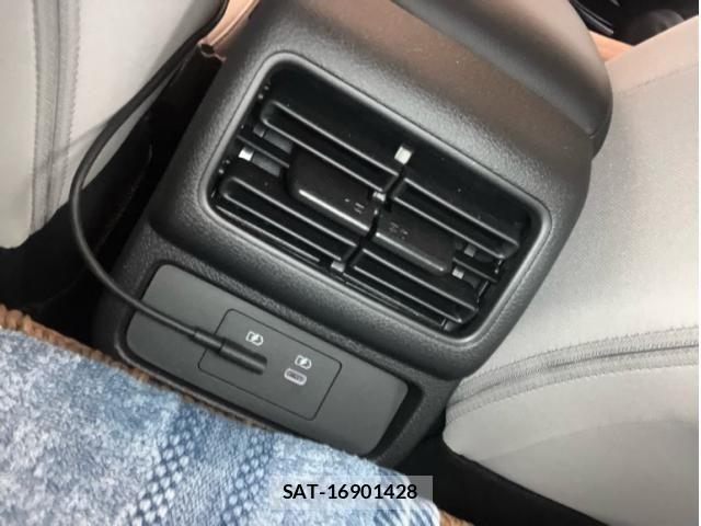 Nissan LEAF 2026-05 8130951-29