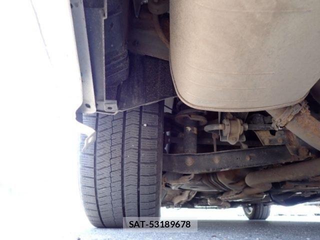 Subaru LEGACY 2012-03 6682711-17