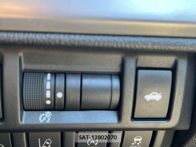 Subaru LEGACY B4 2015-01 1345970-16