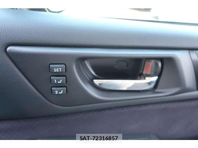 Subaru LEGACY B4 2020-03 6499223-18