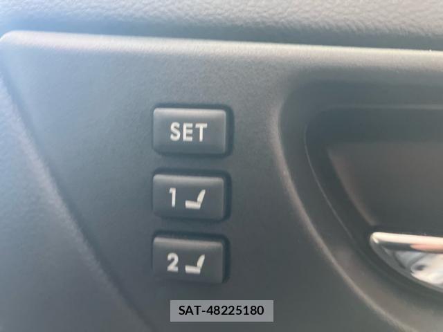 Subaru LEGACY B4 2017-02 6672203-22