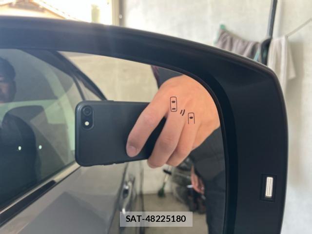 Subaru LEGACY B4 2017-02 6672203-24