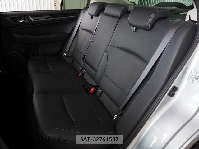 Subaru LEGACY B4 2015-09 6683835-10