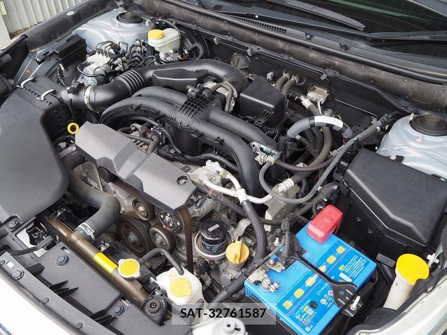 Subaru LEGACY B4 2015-09 6683835-19