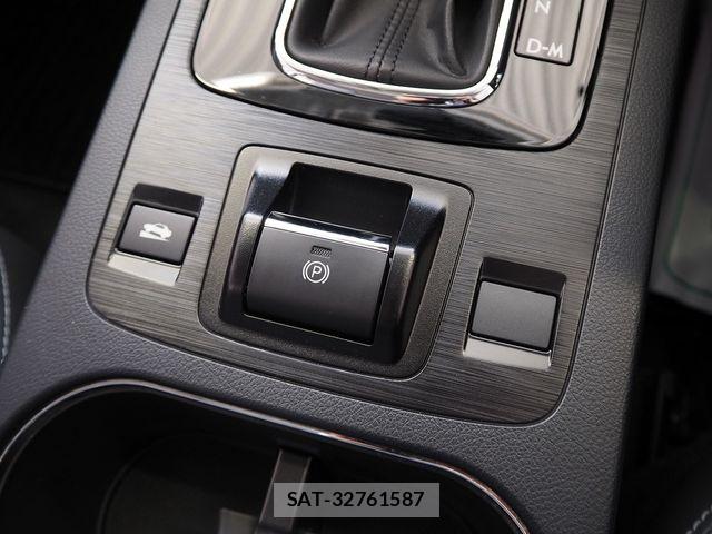 Subaru LEGACY B4 2015-09 6683835-28