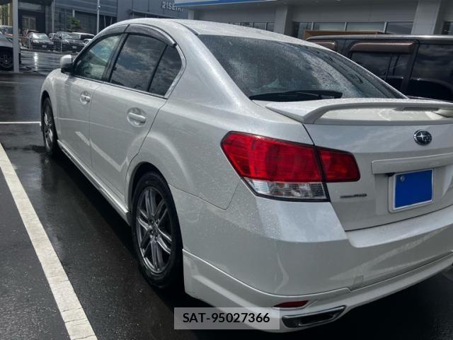 Subaru LEGACY B4 2013-08 7220696-5