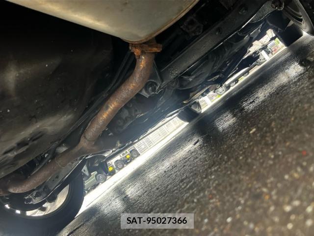 Subaru LEGACY B4 2013-08 7220696-7