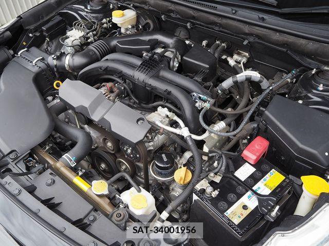 Subaru LEGACY B4 2017-07 7220703-19