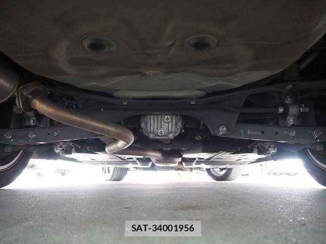 Subaru LEGACY B4 2017-07 7220703-24