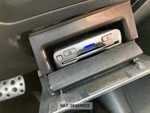 Subaru LEGACY B4 2015-10 7220697-26