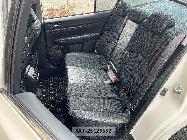 Subaru LEGACY B4 2013-04 7327921-12