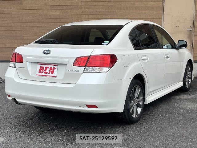 Subaru LEGACY B4 2013-04 7327921-2