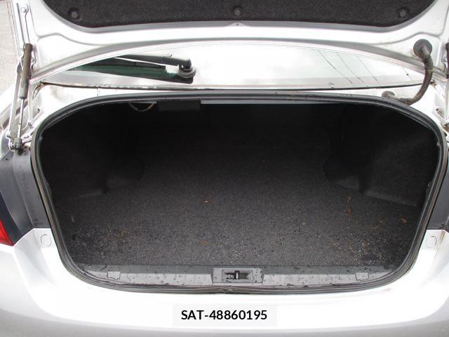 Subaru LEGACY B4 2017-08 7455284-16