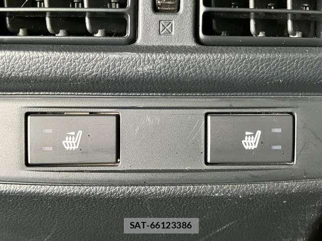 Subaru LEGACY B4 2016-05 7877253-11