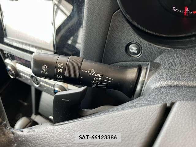 Subaru LEGACY B4 2016-05 7877253-15