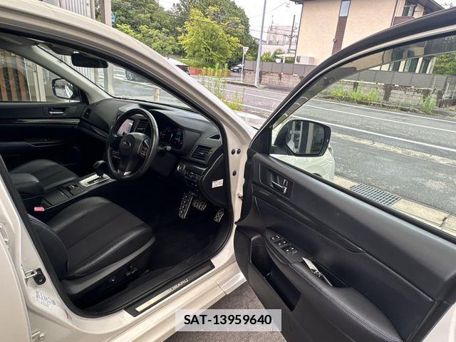 Subaru LEGACY B4 2013-05 7962341-28