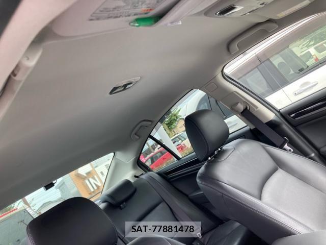 Subaru LEGACY B4 2017-10 8074279-27