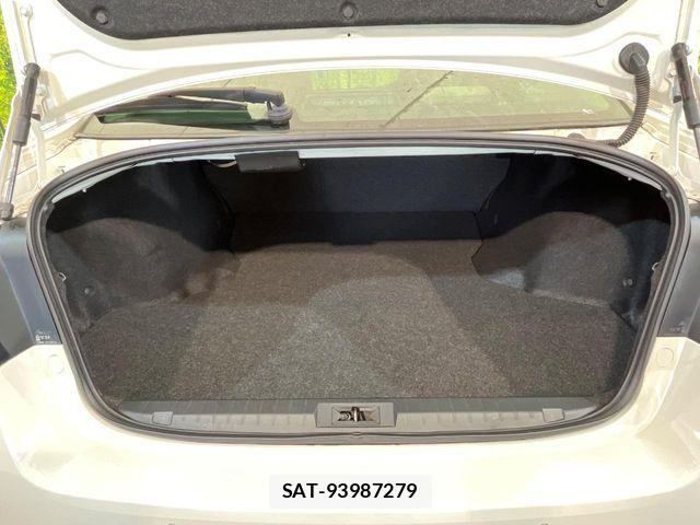 Subaru LEGACY B4 2017-11 8100055-10