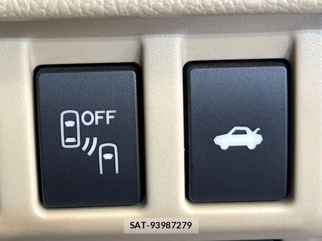 Subaru LEGACY B4 2017-11 8100055-7