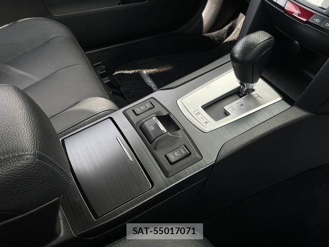 Subaru LEGACY B4 2012-09 8146044-15