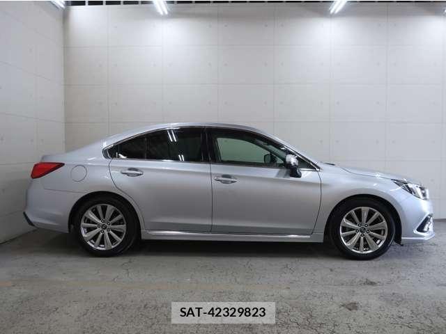 Subaru LEGACY B4 2018-01 8161216-10