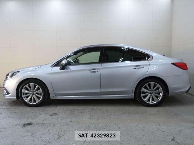 Subaru LEGACY B4 2018-01 8161216-11