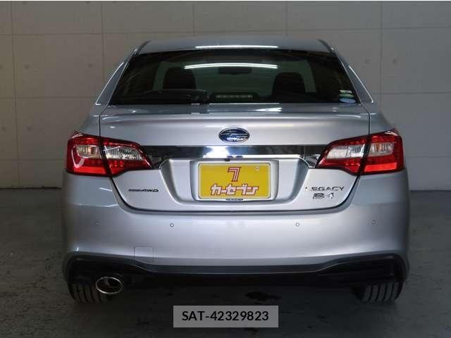 Subaru LEGACY B4 2018-01 8161216-17