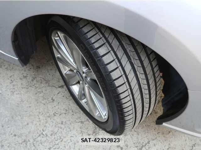 Subaru LEGACY B4 2018-01 8161216-21