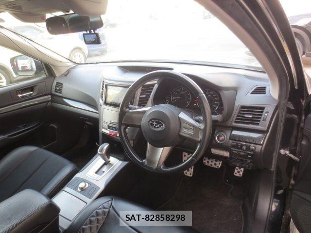 Subaru LEGACY B4 2012-03 8208266-1