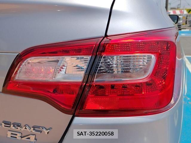 Subaru LEGACY B4 2015-07 8208263-11