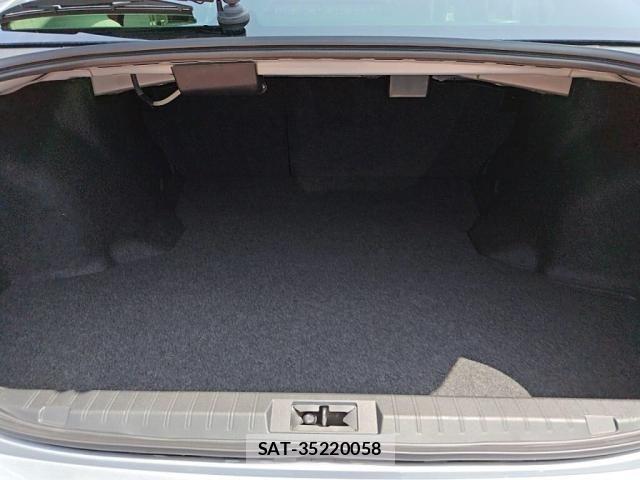 Subaru LEGACY B4 2015-07 8208263-24
