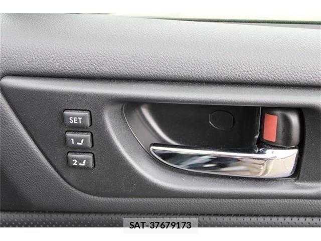 Subaru LEGACY B4 2015-08 8230579-29