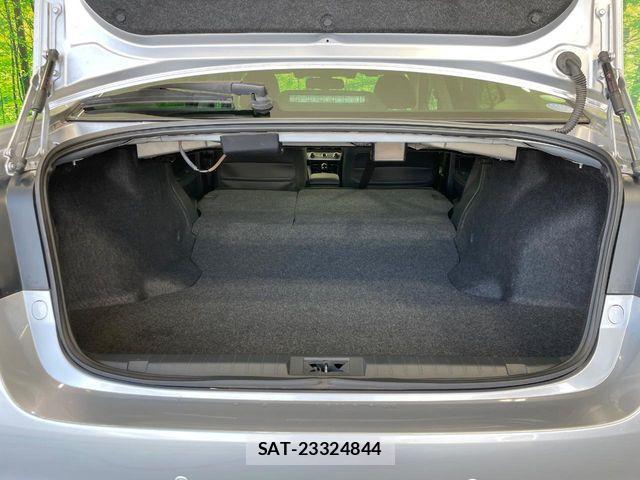 Subaru LEGACY B4 2016-05 8230571-9