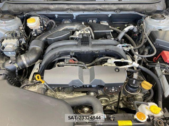 Subaru LEGACY B4 2016-05 8230571-17