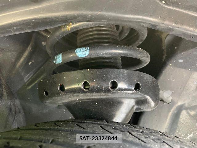 Subaru LEGACY B4 2016-05 8230571-19