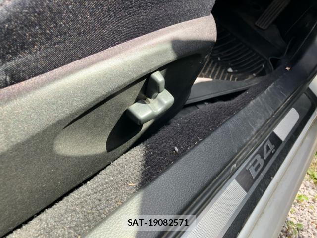 Subaru LEGACY B4 2003-07 8245665-9