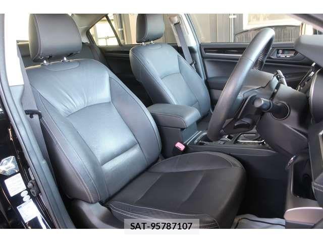 Subaru LEGACY B4 2017-10 8525460-1