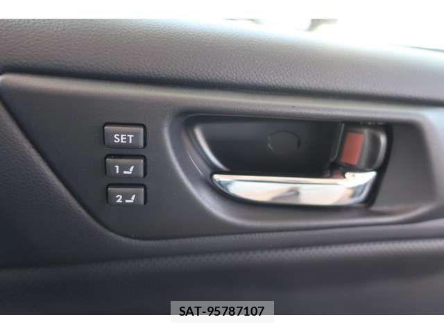 Subaru LEGACY B4 2017-10 8525460-19