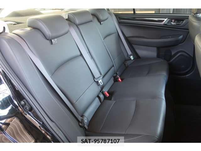 Subaru LEGACY B4 2017-10 8525460-5